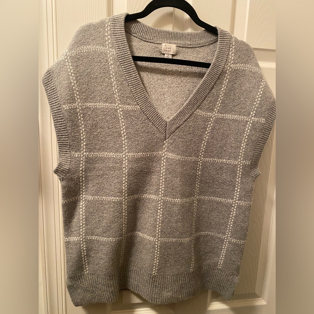 Target brand A New Day sweater vest NWOT